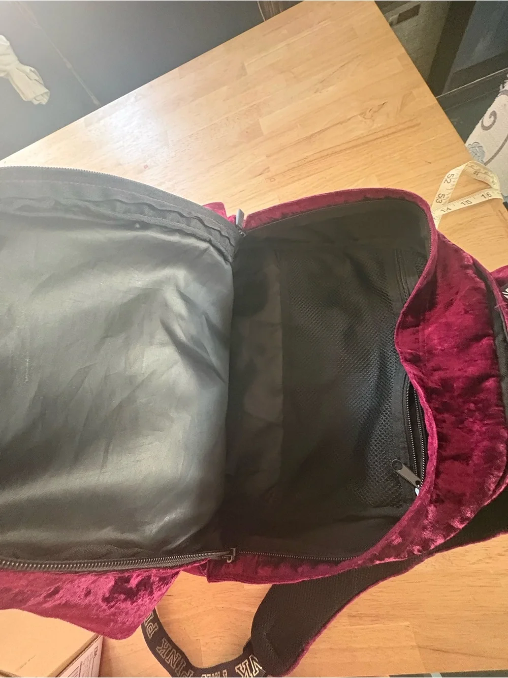 VS pink backpack - Picture 11 of 11